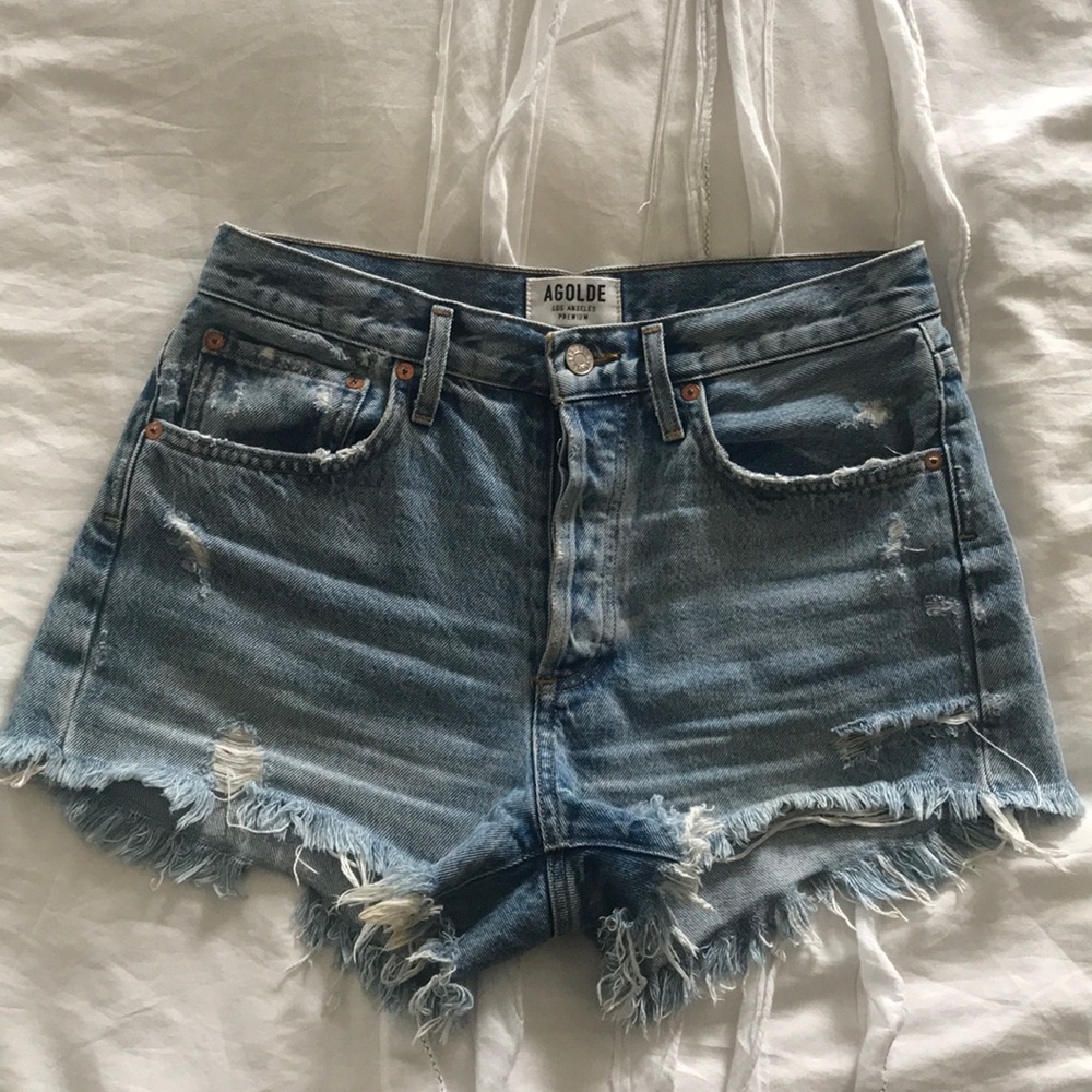 Agolde Parker distressed jean shorts.  Size 27
